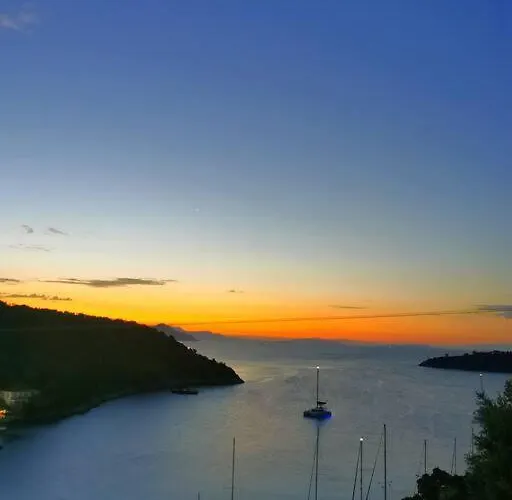 公寓 Odysseus Kionion